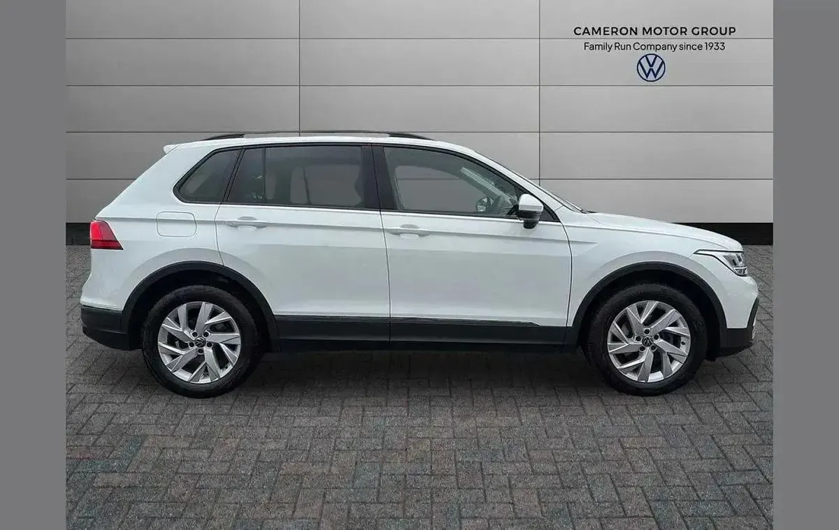 Used VW Tiguan Life 150 HP (110 kW) 2023 White SUV