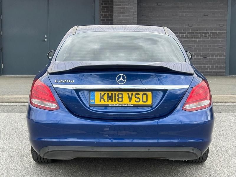 Begagnad Mercedes C220 Executive 2018 Blå Sedan