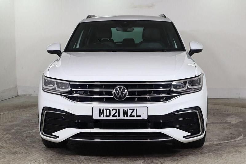 Used VW Tiguan R-line 150 HP (110 kW) 2021 White SUV