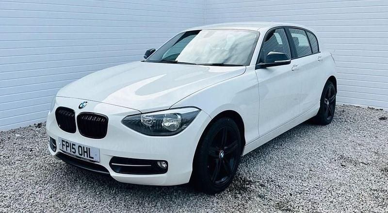 Used BMW 116 Sport Line 116 HP (85 kW) 2015 White Hatchback