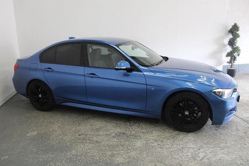 Begagnad BMW 325 M Sport 2014 Blå Sedan