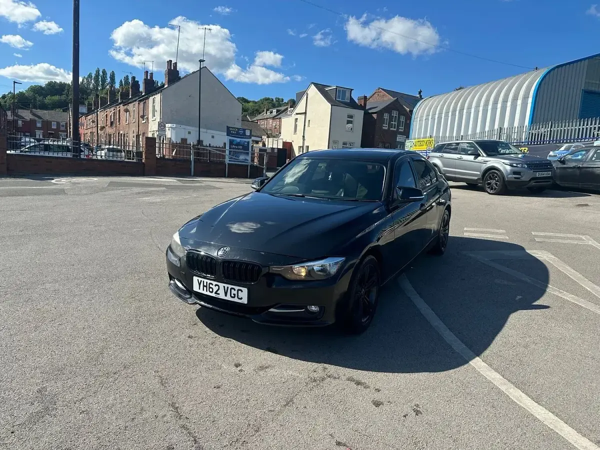 Used BMW 320 Sport Line 2012 Black Sedan
