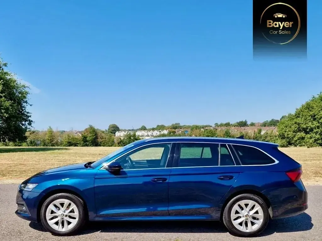 Used Skoda Octavia SE L 150 HP (110 kW) 2021 Blue Estate