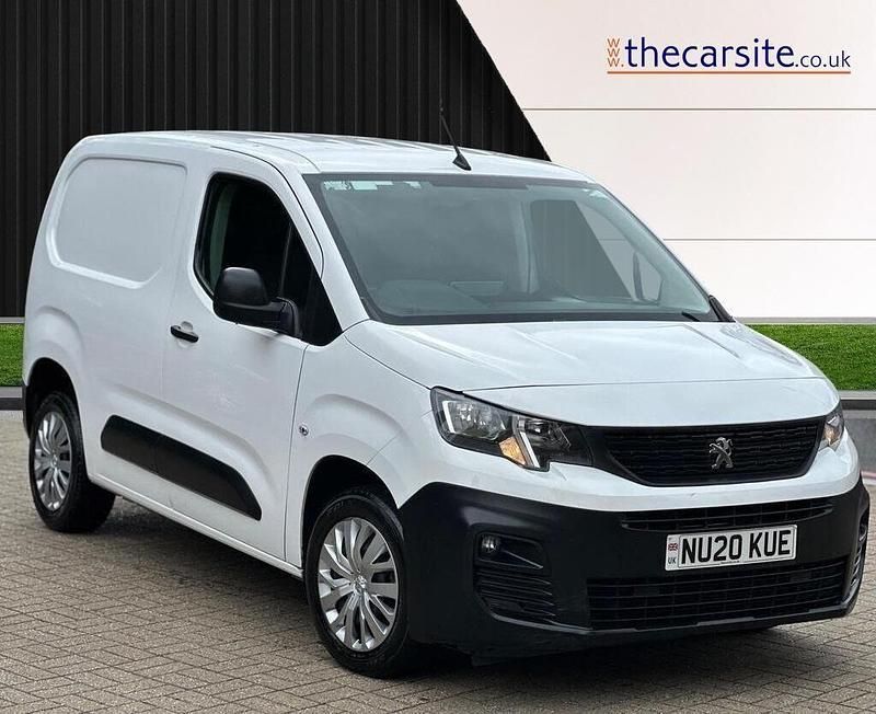 White Used 2020 Peugeot Partner S MPV | £7,995 (Fair price) - Image 1/3