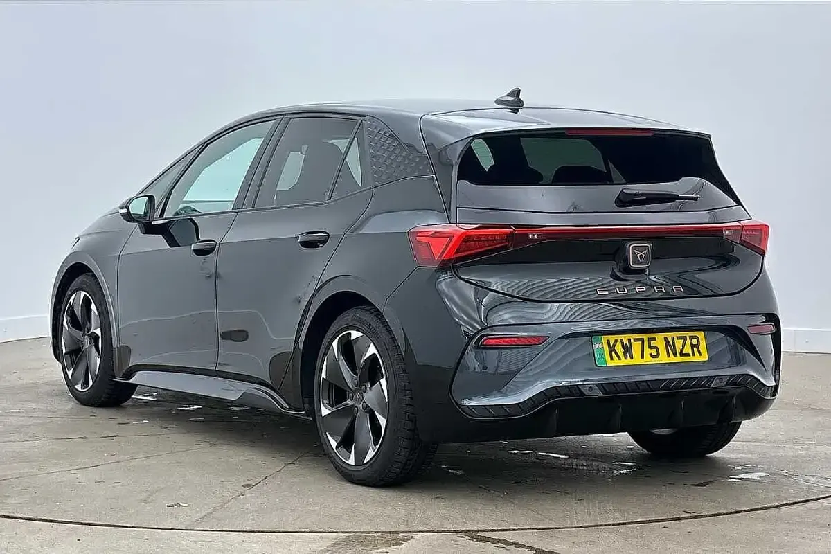 Used Cupra Born e-Boost 169 kW (231 HP) 2026 Black Hatchback