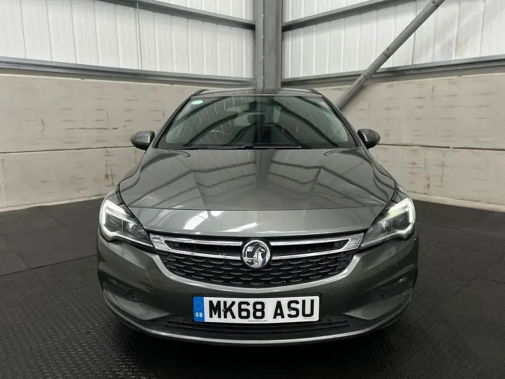 Gebraucht Vauxhall Astra 110 PS (80 kW) 2019 Grau Kombi