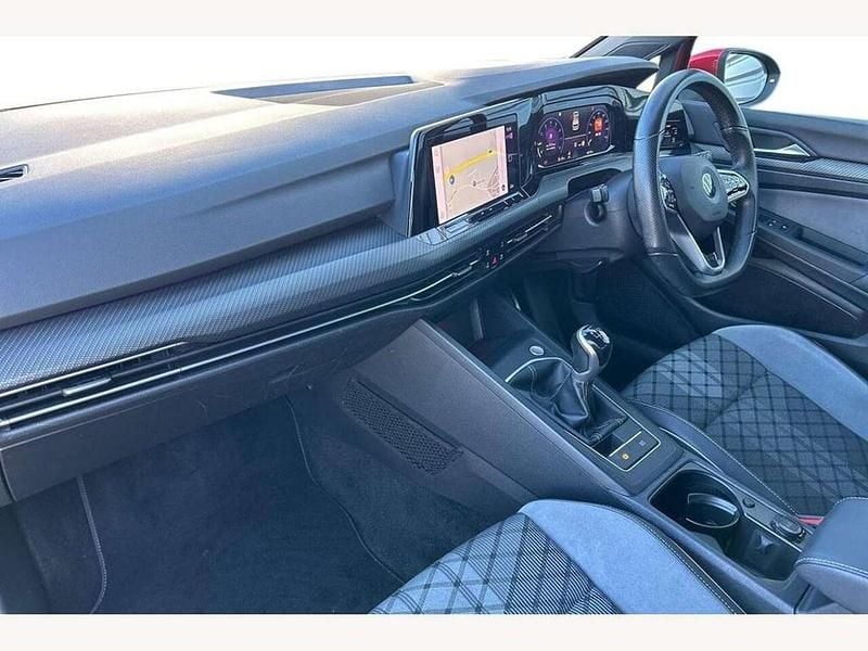 Used VW Golf VII R-line 150 HP (110 kW) 2021 Red Hatchback