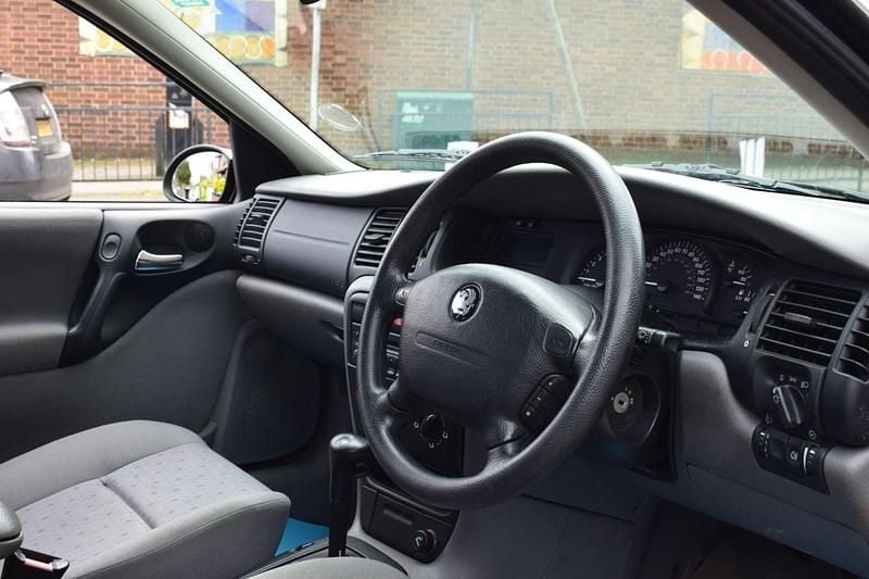 Used Vauxhall Vectra 2002 Blue Hatchback