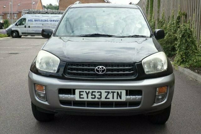Used Toyota RAV4 147 HP (108 kW) 2003 SUV