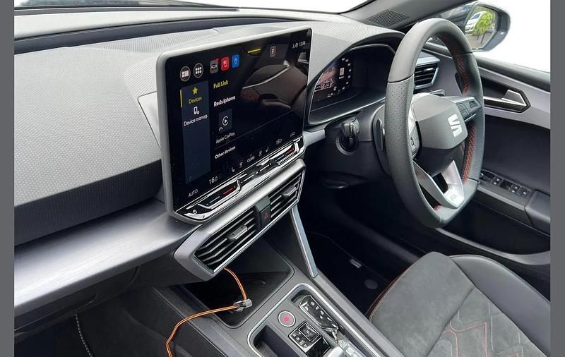 Ny Seat Leon Black Edition 147 HK (108 kW) 2026 Svart Halvkombi