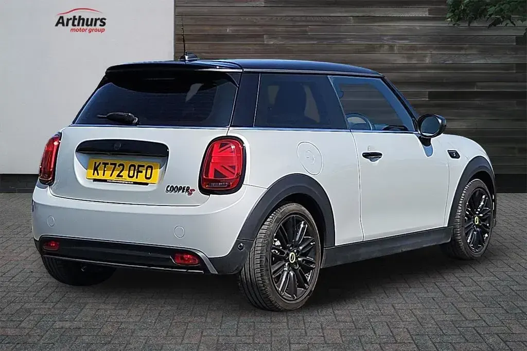 Used Mini Cooper S Hatch 135 kW (184 HP) 2022 Hatchback