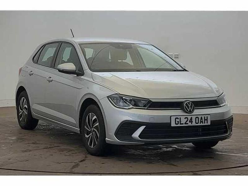 Used 2024 VW Polo | £16,650 (Good price) - Image 1/4