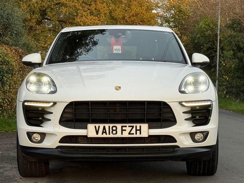 Used Porsche Macan 252 HP (185 kW) 2018 White SUV