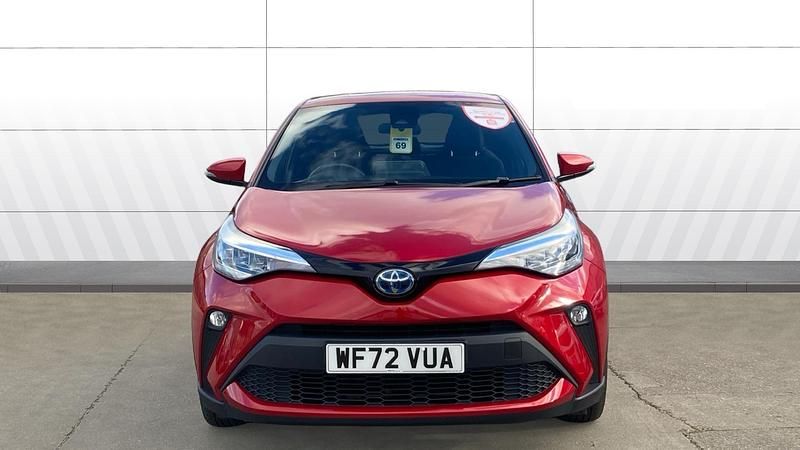Used Toyota C-HR 122 HP (89 kW) 2022 Red SUV
