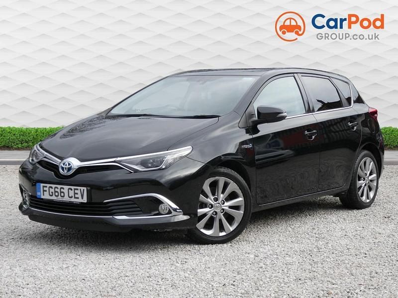Used Toyota Auris Hybrid 2016 Black Hatchback