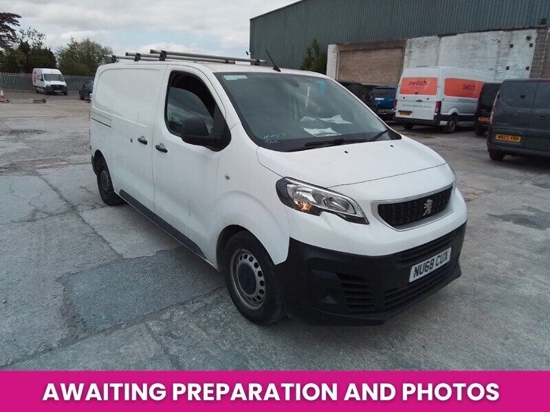 White Used 2018 Peugeot Expert Van | £7,994 (Good price) - Image 1/2