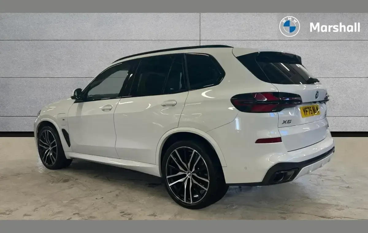 Used BMW X5 M Sport 490 HP (360 kW) 2025 White SUV
