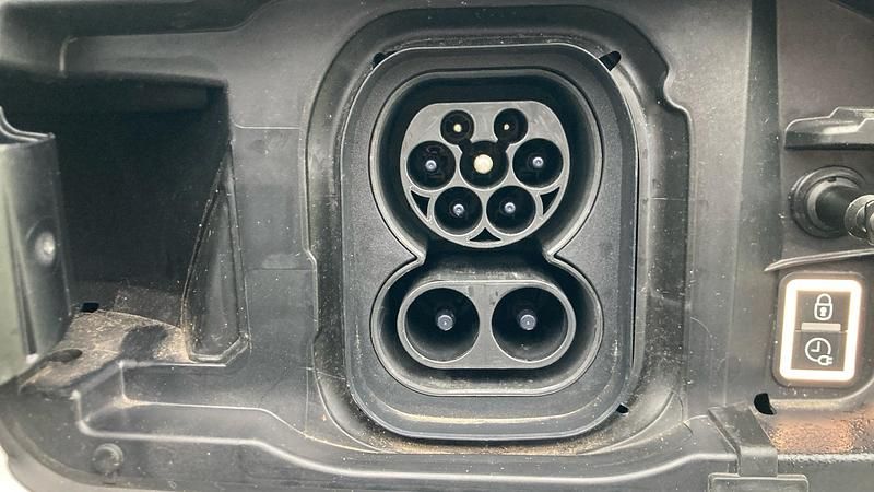 Used Vauxhall Combo 100 kW (136 HP) 2024 MPV