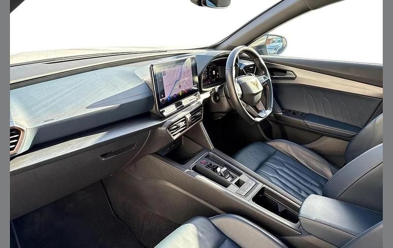 Used Cupra Formentor 150 HP (110 kW) 2023 White SUV