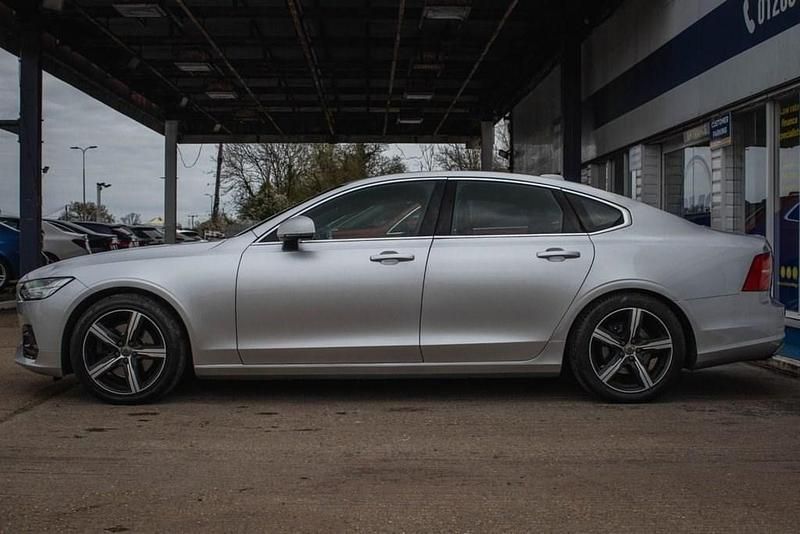 Used Volvo S90 R-Design 190 HP (139 kW) 2018 Silver Sedan