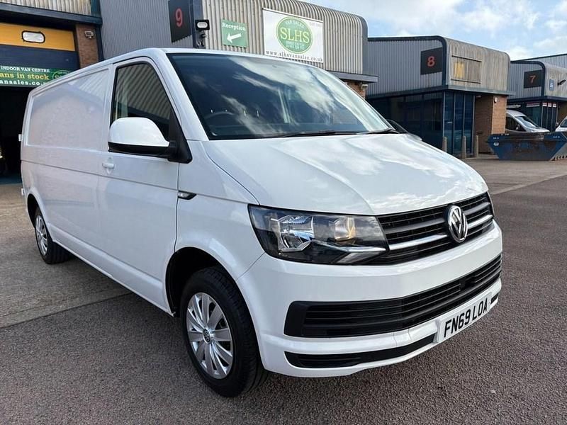 White Used 2020 VW T6.1 Trendline Van | £14,695 (Fair price) - Image 1/4