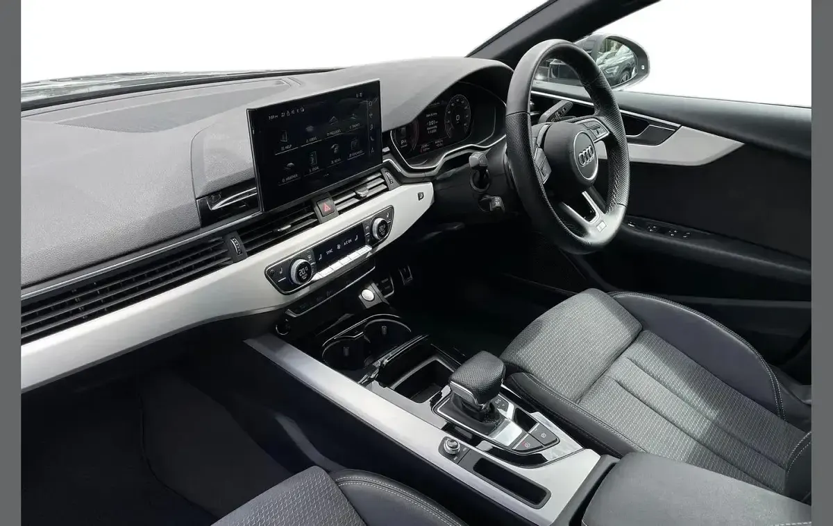 Used Audi A5 S-Line 200 HP (147 kW) 2023 Black Coupe