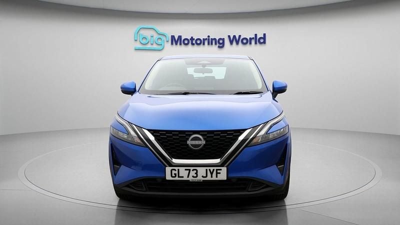 Used Nissan Qashqai Acenta Premium 140 HP (102 kW) 2023 Blue SUV