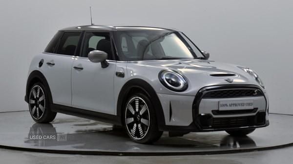 Used Mini Cooper S Exclusive 178 HP (130 kW) 2021 Silver Hatchback