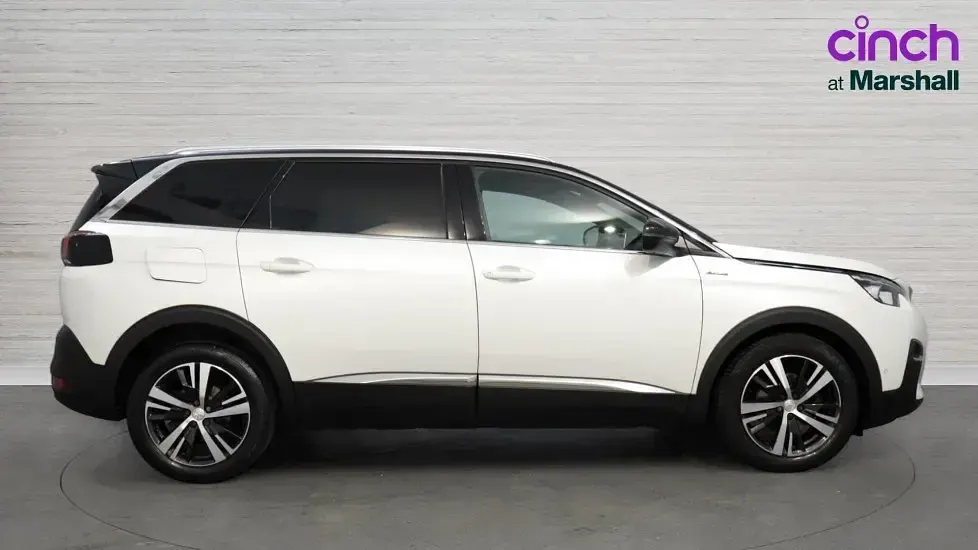Used Peugeot 5008 GT-line 165 HP (121 kW) 2018 White SUV