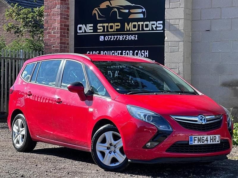 Red Used 2015 Vauxhall Zafira Tourer MPV | £4,495 (Good price) - Image 1/4