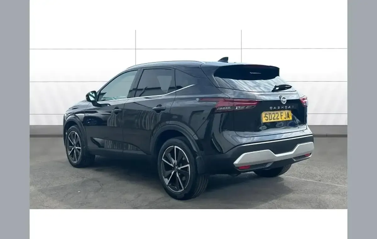 Used Nissan Qashqai Tekna 138 HP (101 kW) 2022 Black SUV