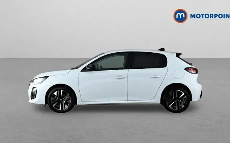 Used Peugeot 208 Allure 101 HP (74 kW) 2025 White Hatchback