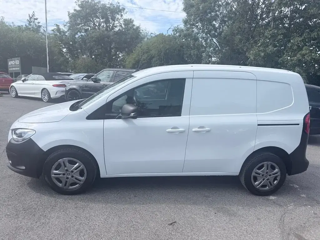 Used Mercedes Citan 110 95 HP (69 kW) 2024 White MPV