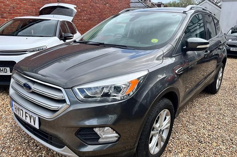 Used Ford Kuga Titanium 180 HP (132 kW) 2017 Grey SUV