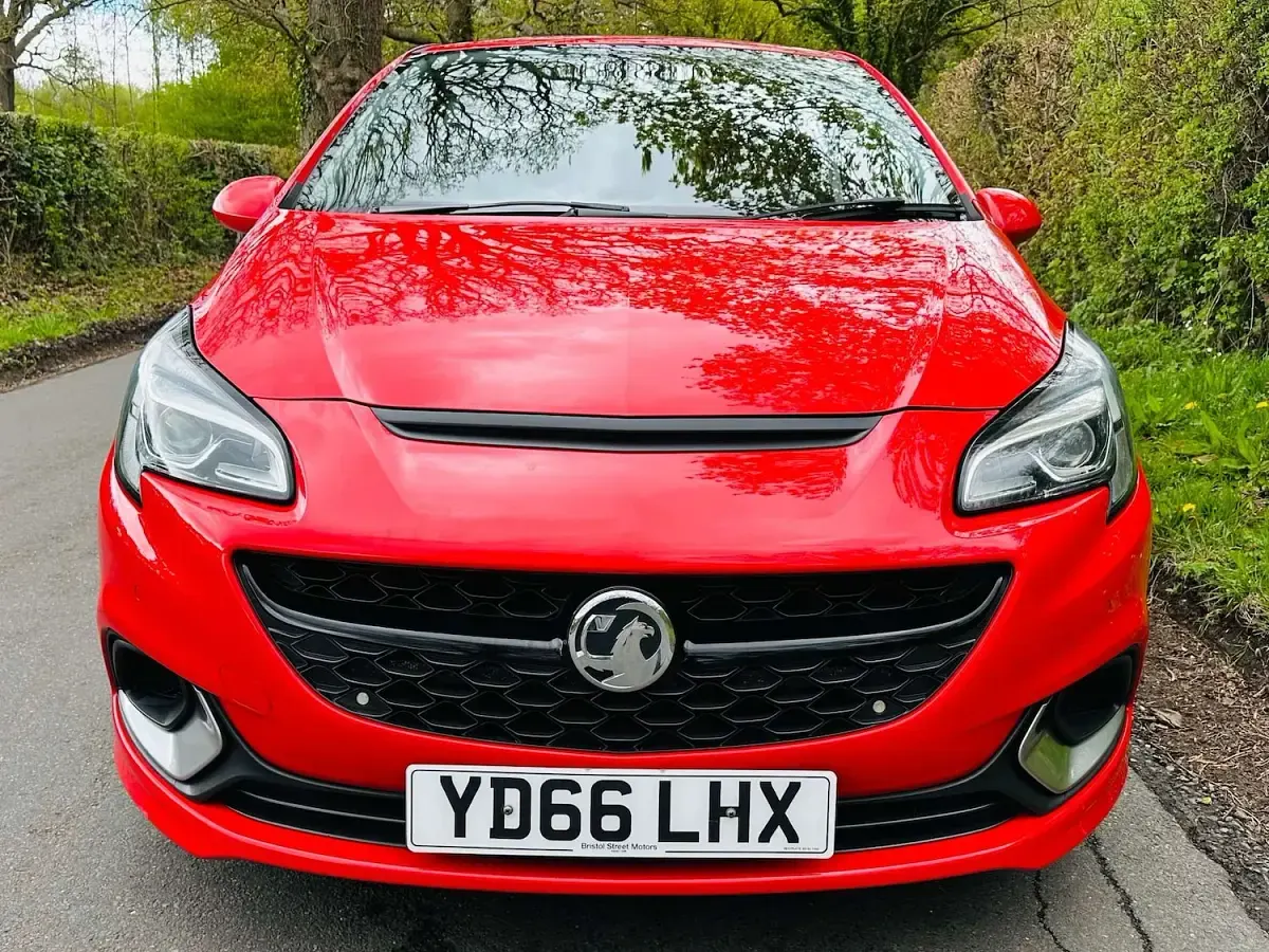 Used Vauxhall Corsa 205 HP (150 kW) 2016 Red Hatchback