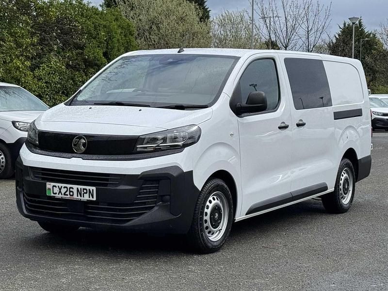 Nouă Vauxhall Vivaro 143 CP (105 kW) 2026 Alb Monovolum
