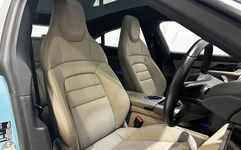 Used Porsche Taycan 300 kW (408 HP) 2023 Sedan