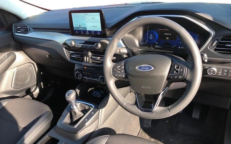 Begagnad Ford Kuga Titanium 150 HK (110 kW) 2023 Silver SUV