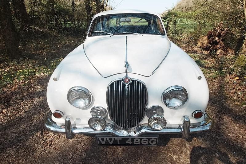 Used Jaguar MK II 1969 Cream Sedan