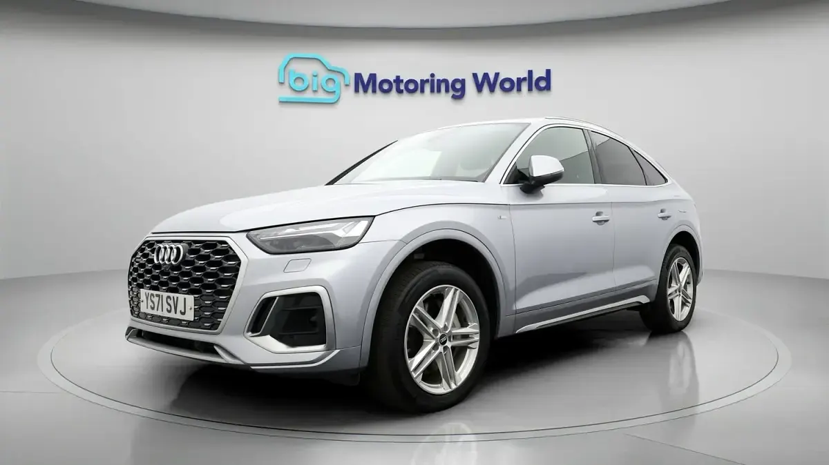 Begagnad Audi Q5 Sportback S-Line 295 HK (216 kW) 2021 Silver SUV