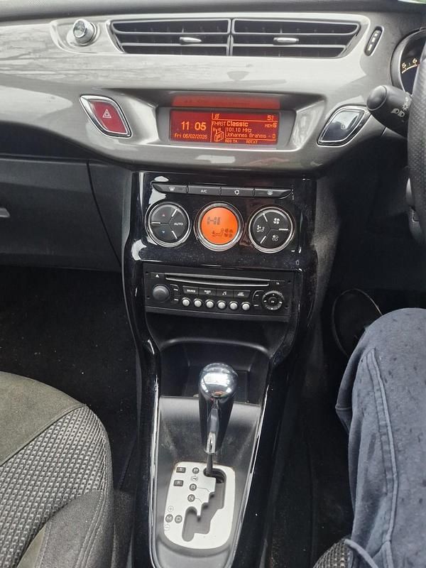 Used Citroën C3 Exclusive 120 HP (88 kW) 2012 Blue Hatchback