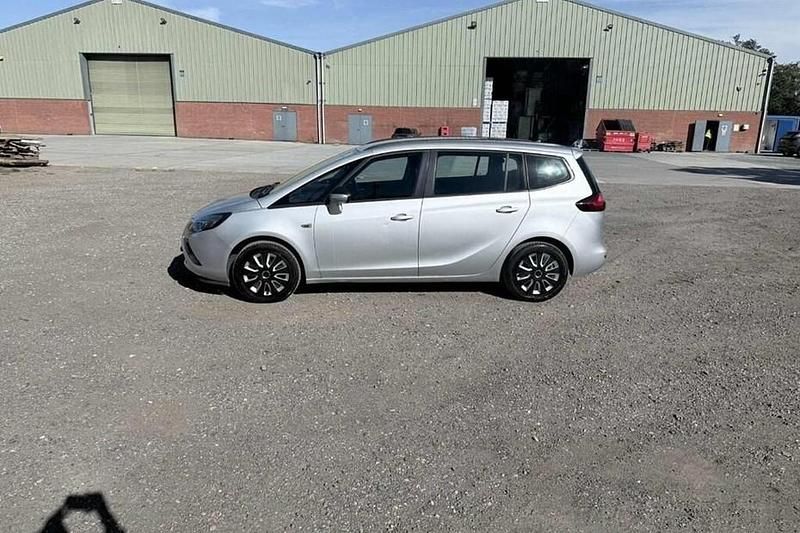 Used 2015 Vauxhall Zafira Tourer MPV | £2,895 (Super price) - Image 1/1