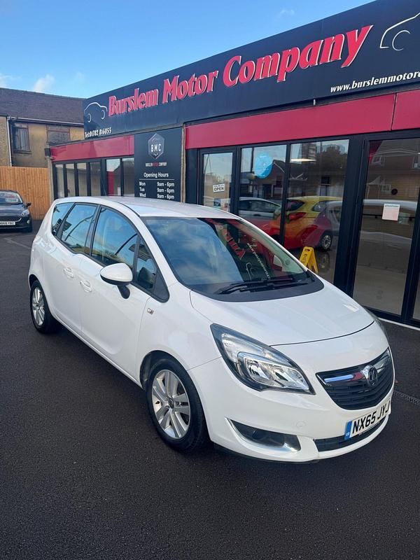 Used Vauxhall Meriva 2015 White MPV