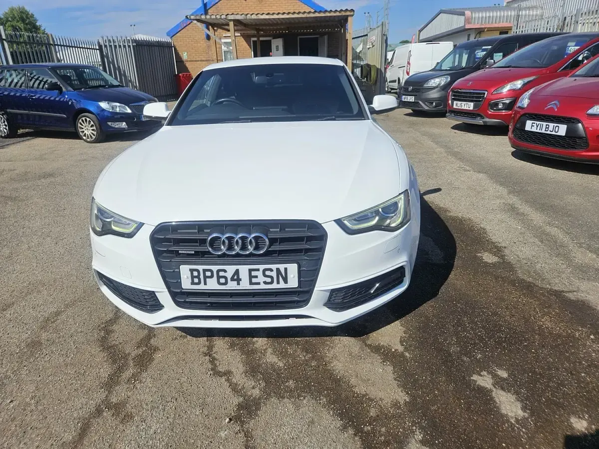Used Audi A5 Black Edition 177 HP (130 kW) 2015 Blue Coupe