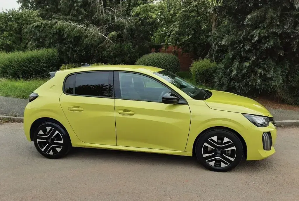 Used Peugeot 208 Allure 2024 Yellow Hatchback
