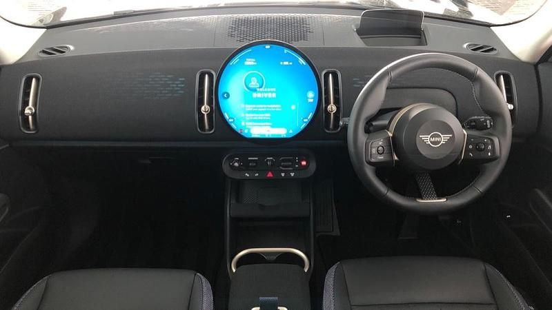 Used Mini Countryman 168 HP (123 kW) 2025 Black SUV