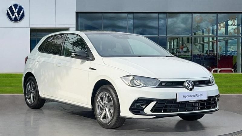 Pure white flat black New 2025 VW Polo R-line Hatchback | £22,510 (Fair price) - Image 1/4