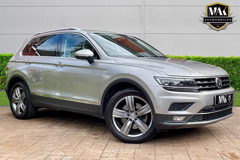 Silver Used 2020 VW Tiguan R-line SUV | £17,990 (Super price) - Image 1/4