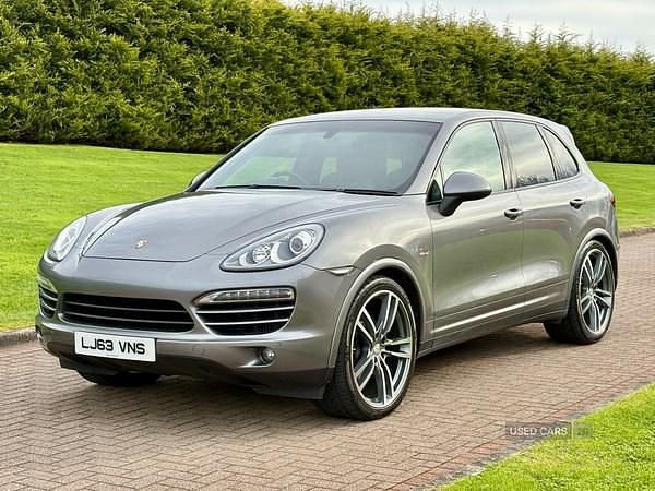 Begagnad Porsche Cayenne 245 HK (180 kW) 2013 Grå SUV