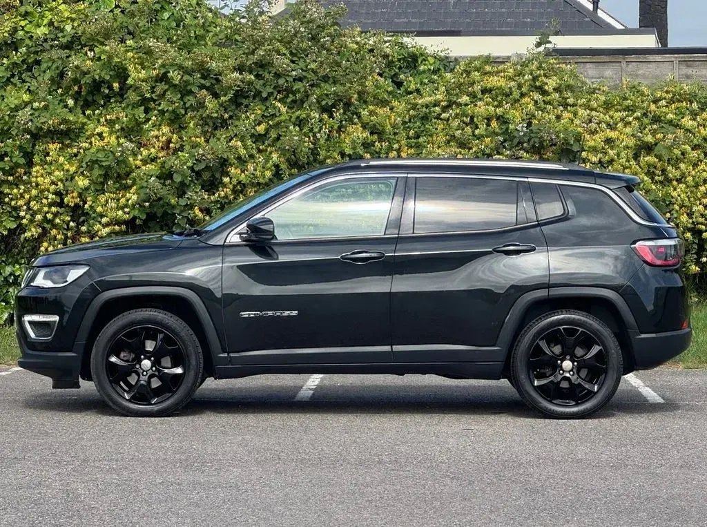 Used Jeep Compass Limited 140 HP (102 kW) 2018 Black SUV